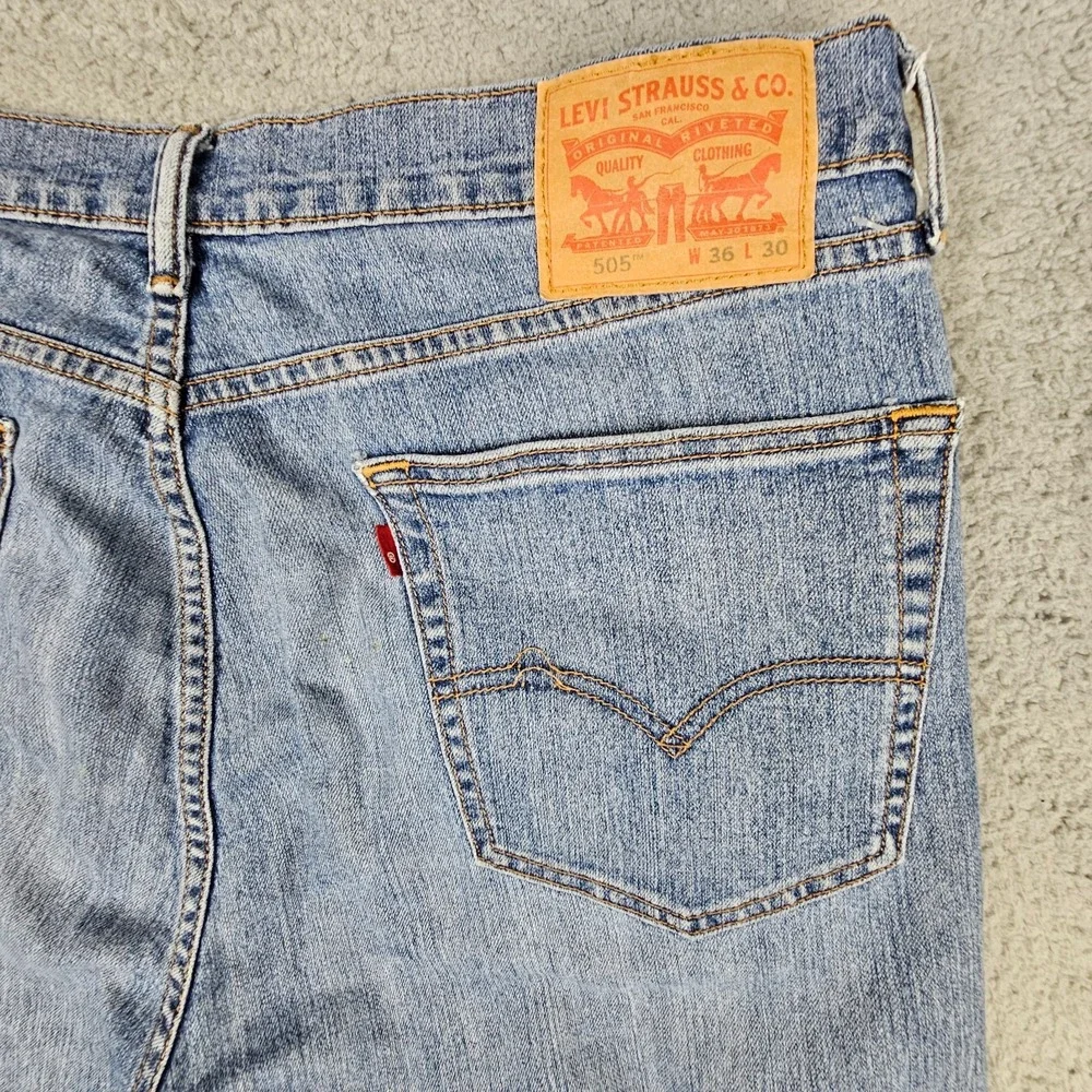 Levi's 505 Men's Straight Leg Regular Fit Jeans Light Wash W36 L30 90s Skater‎